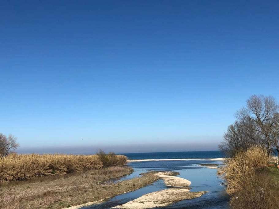 شقة Vita Marina Porto SantʼElpidio المظهر الخارجي الصورة